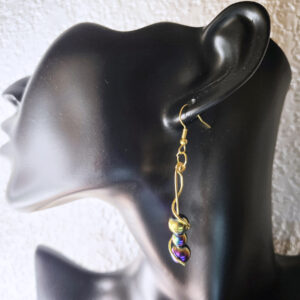 Pearlescent Bead String Earrings