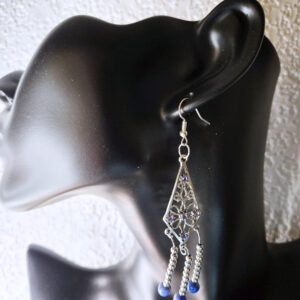 Hanging Diamond-Shaped Earrings with Beads Strings