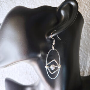 Hanging Oval with Diamond-Shape Earrings