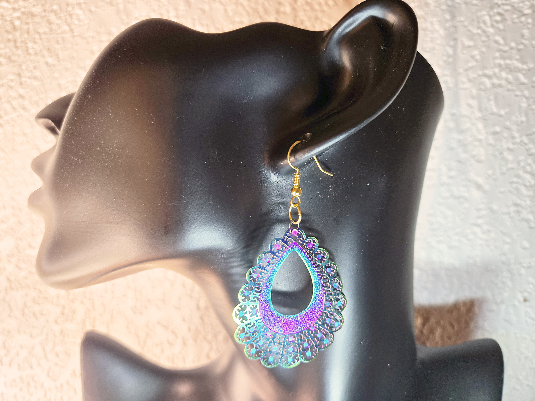 Hanging Teardrop Earrings