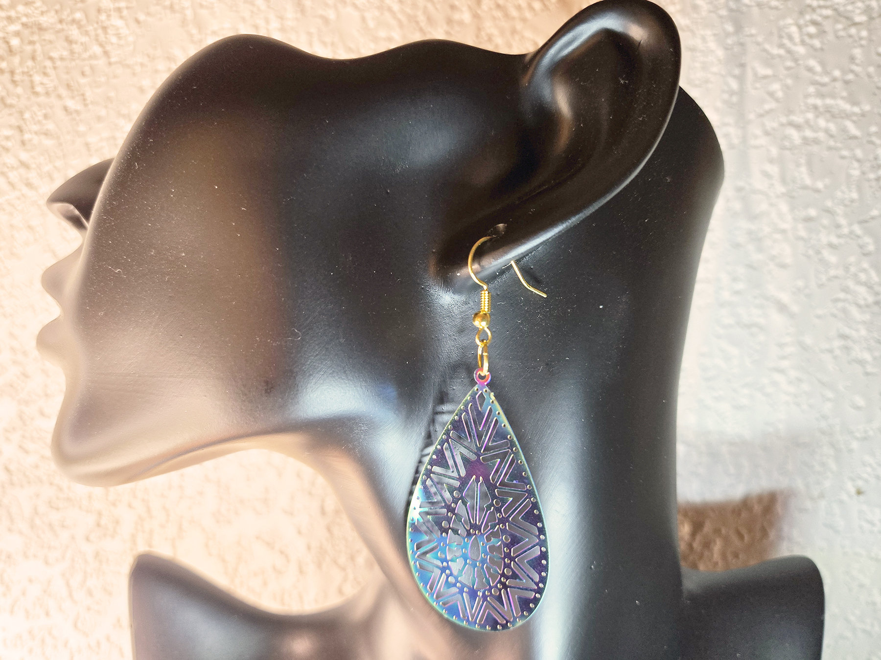 Hanging Teardrop Earrings