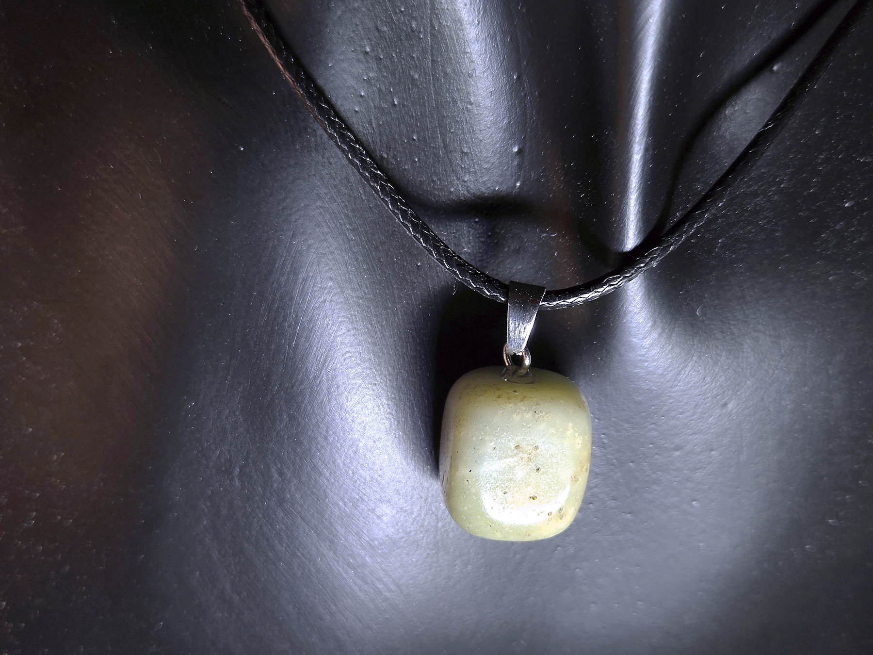 Tumbled Light Green Aventurine Pendant Necklace