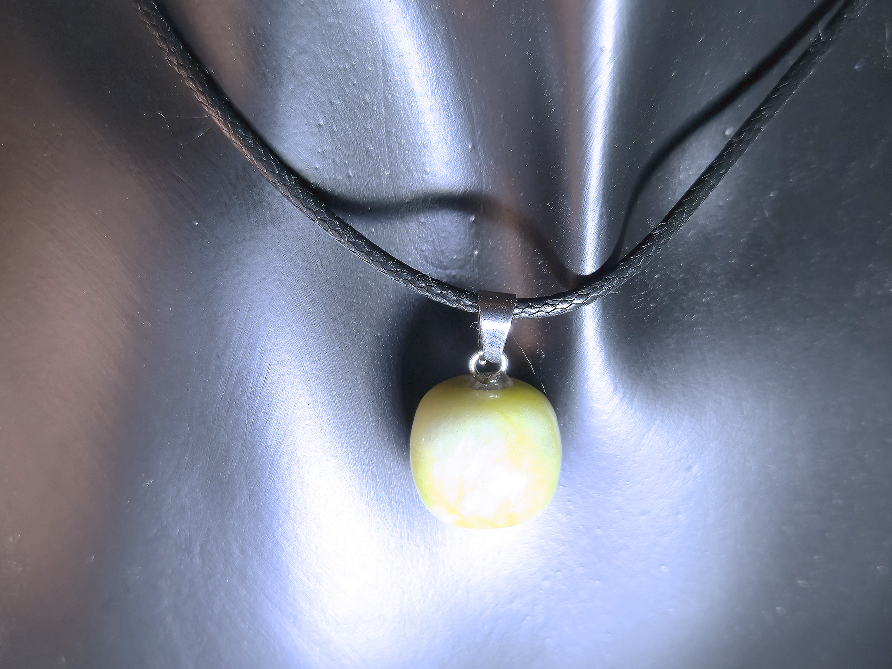 Tumbled Light Green Aventurine Pendant Necklace