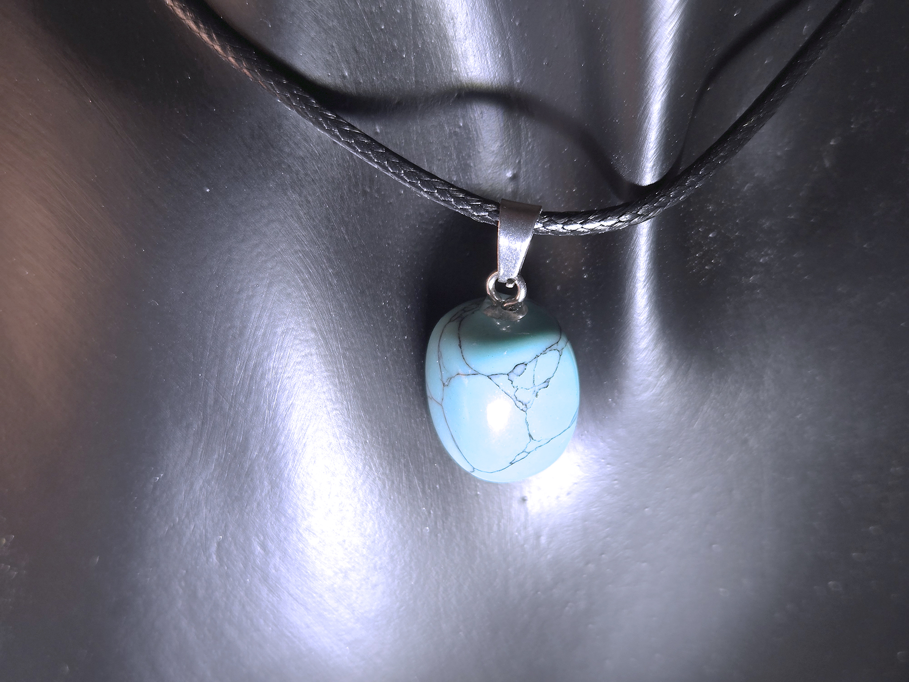 Tumbled Howlite Pendant Necklace